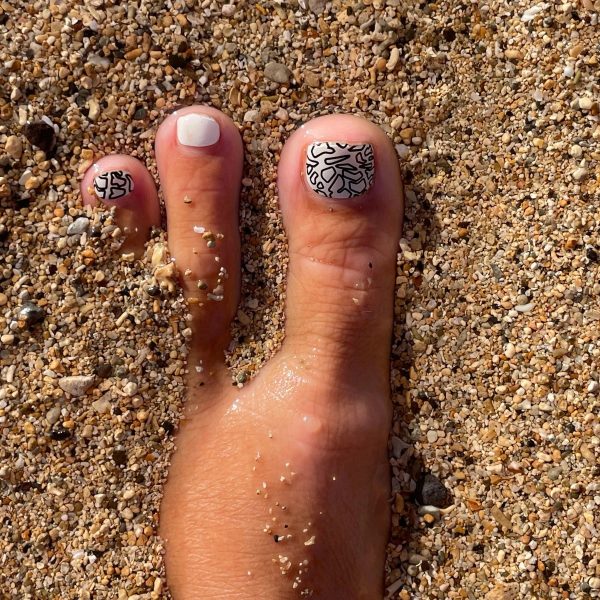 Iwi Nails - Pedicure: Pupu Poniuniu 1 (Hebrew Cone) (Add-On) on Sale